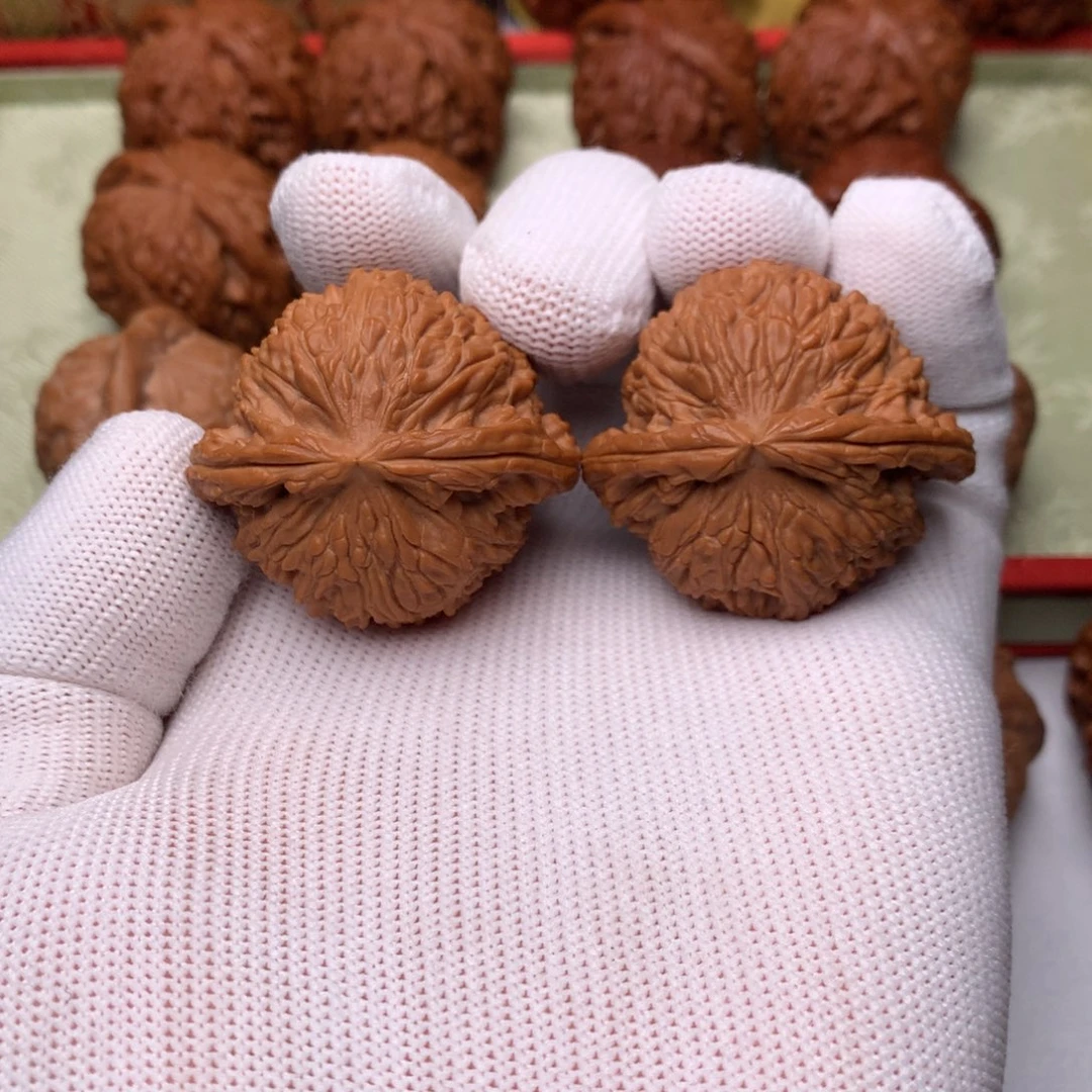 文玩核桃把件我****菜41尺全品闷尖白狮子