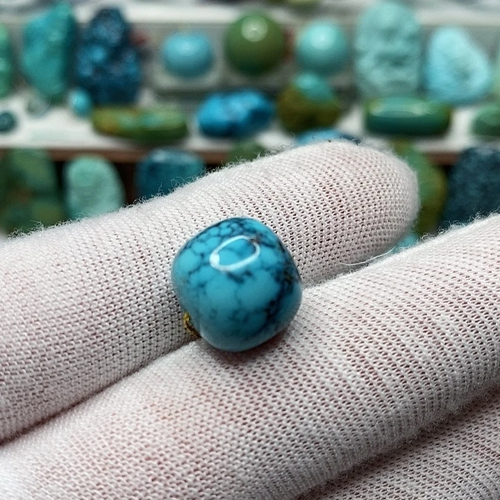 天***缝绿松石未镶嵌天然原矿 地大质检