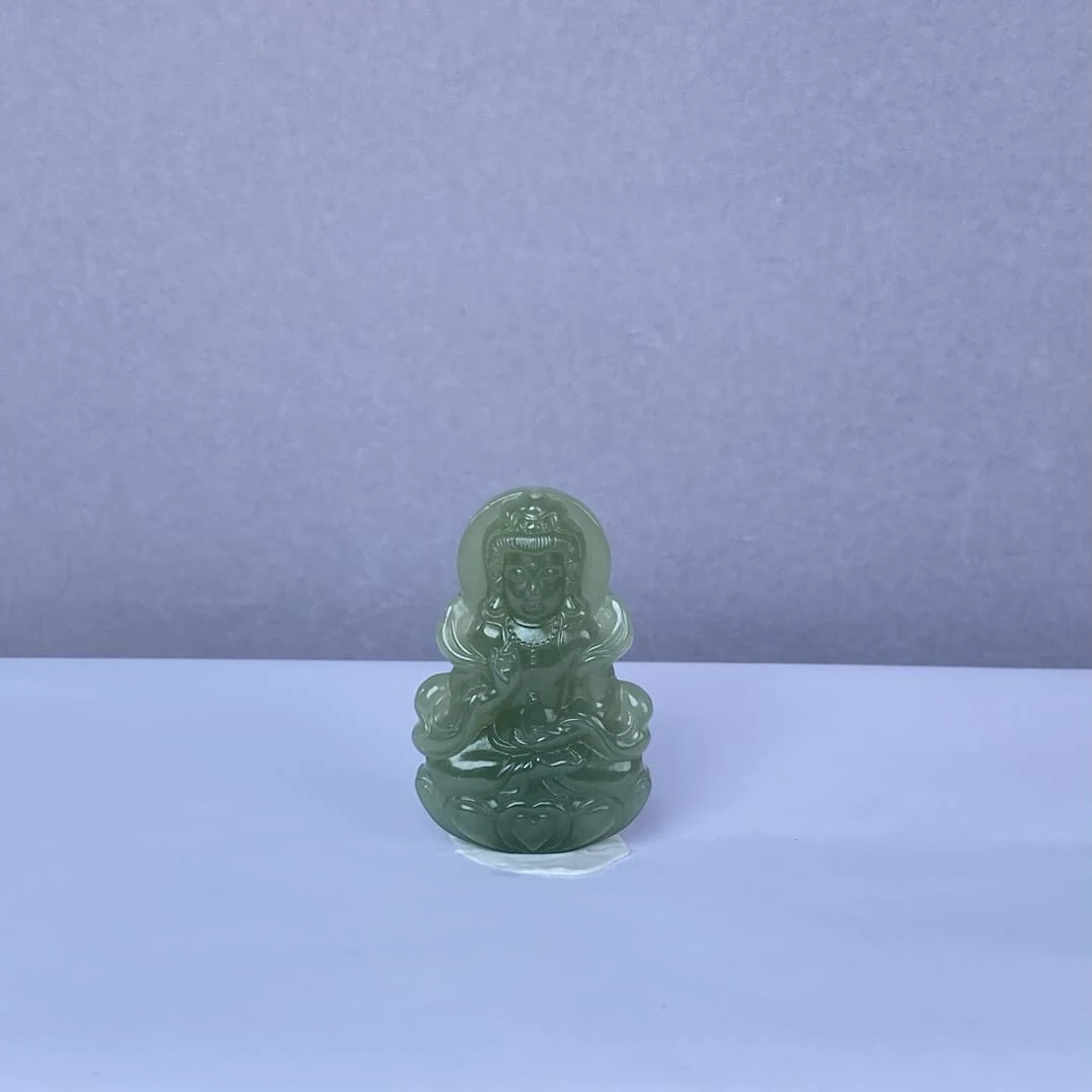 C805 和田玉荷莲净心观音牌