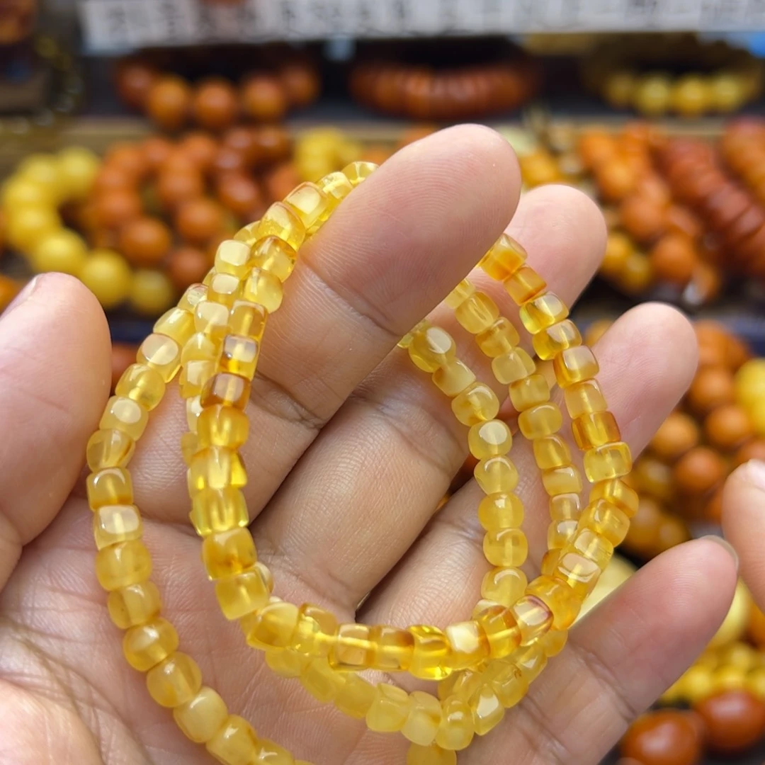 未镶嵌琥珀珠宝奇石多样性发其一