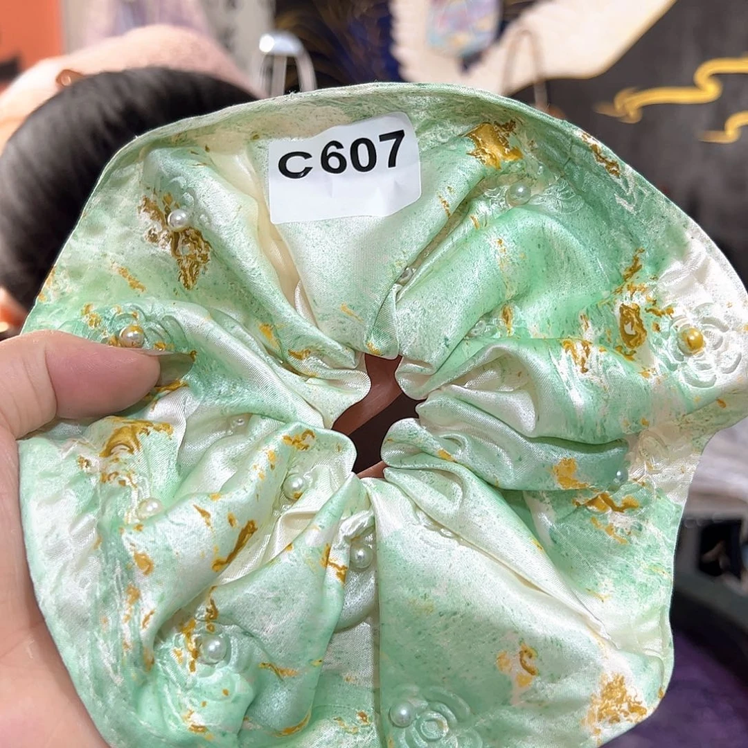 绿*607精品圆饼发圈