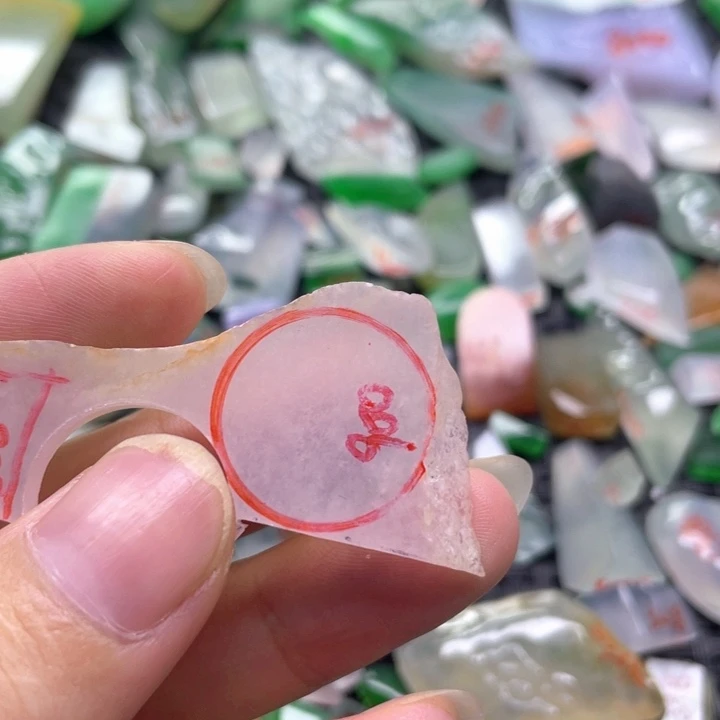 定制翡翠未镶嵌天然缅甸翡翠