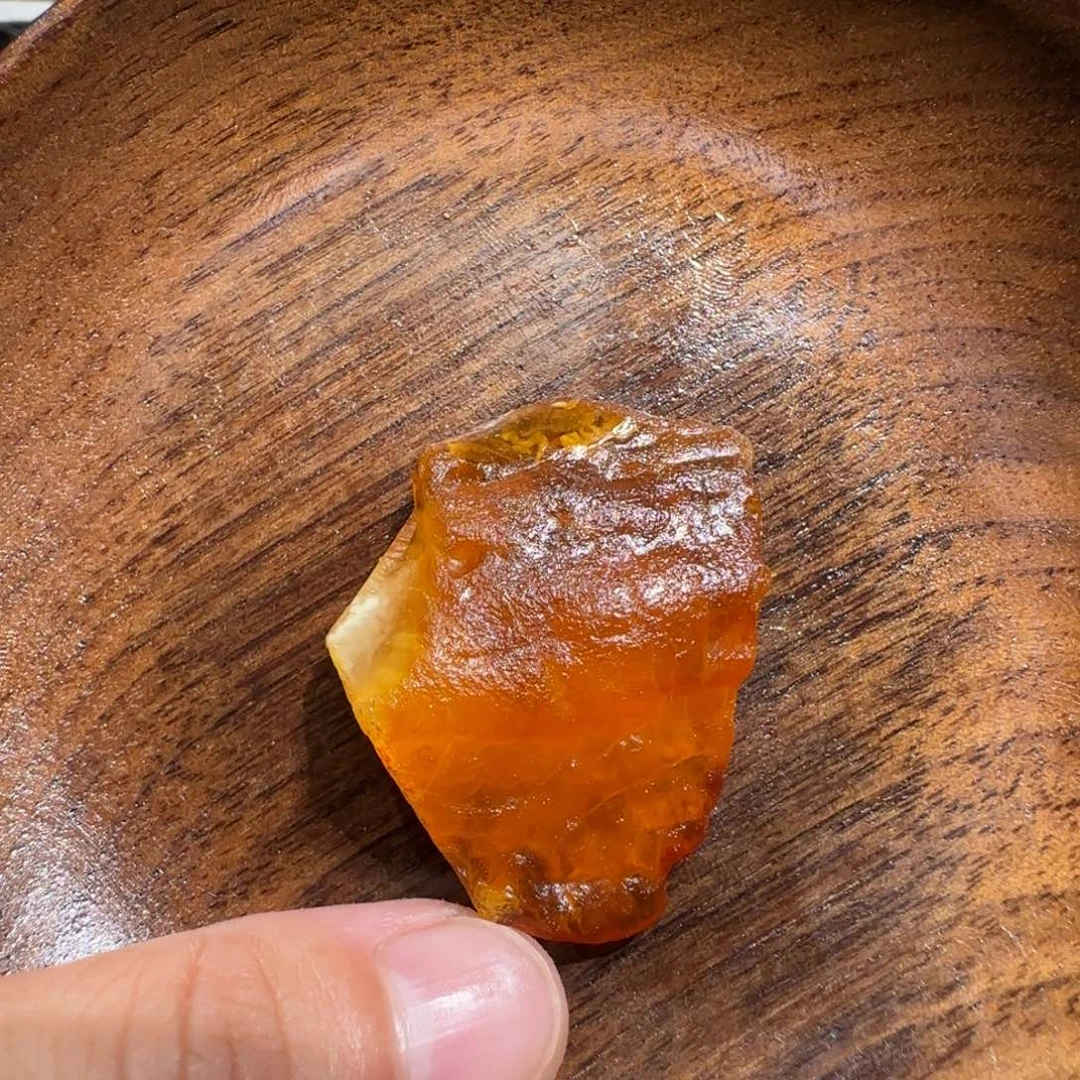 未镶嵌定制琥珀T****?专属定制