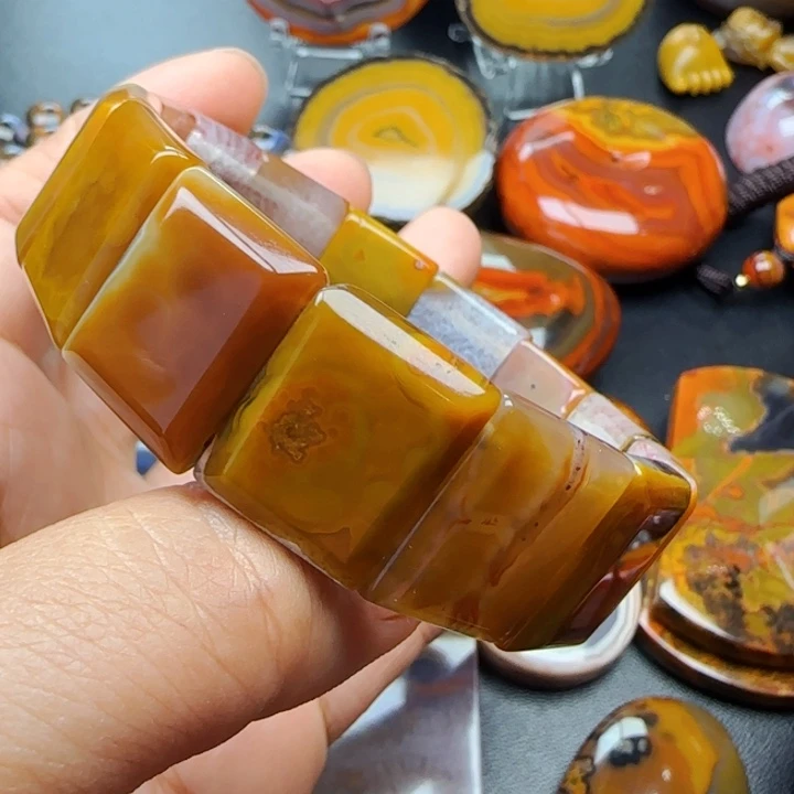 玛瑙/玉髓未镶嵌原矿玛瑙项链牌子