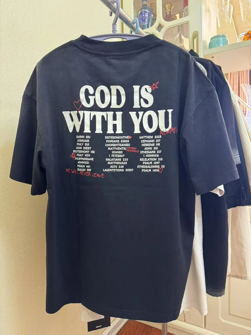 男装常规款圆领字母夏季短袖T恤简约印花