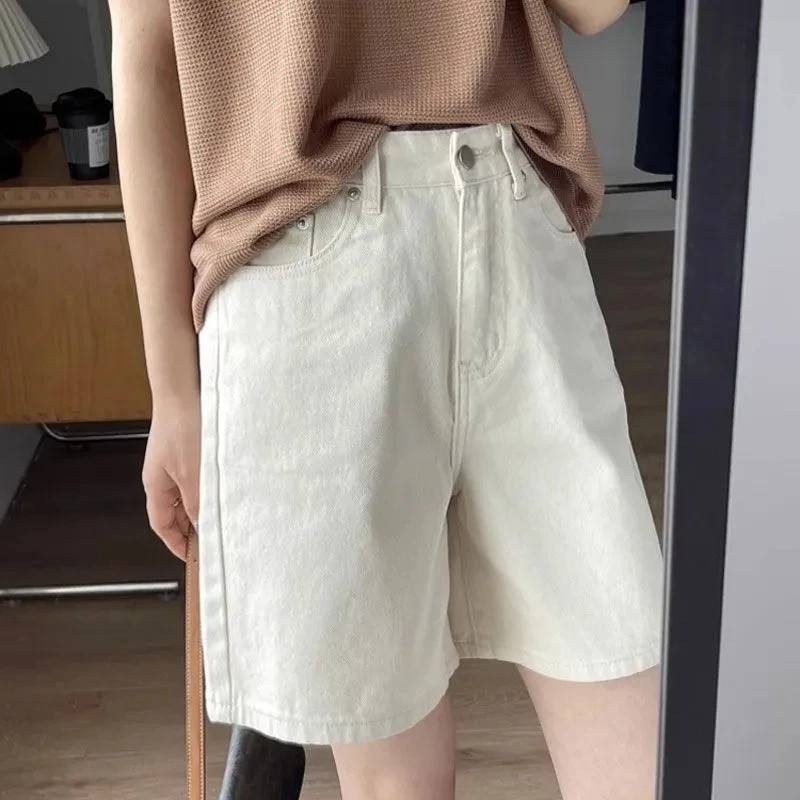 大码杏色牛仔短裤女夏款胖mm高腰宽松显瘦阔腿裤子时尚