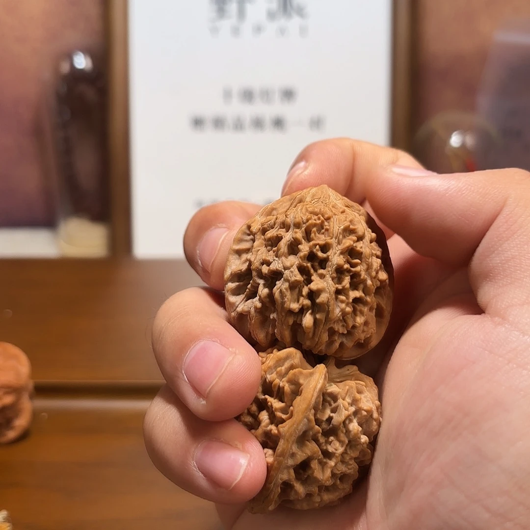 文玩核桃吊坠满天星