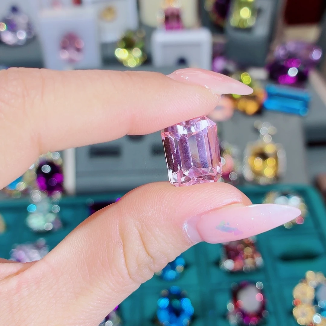 小***七未镶嵌锂辉石裸石裸石