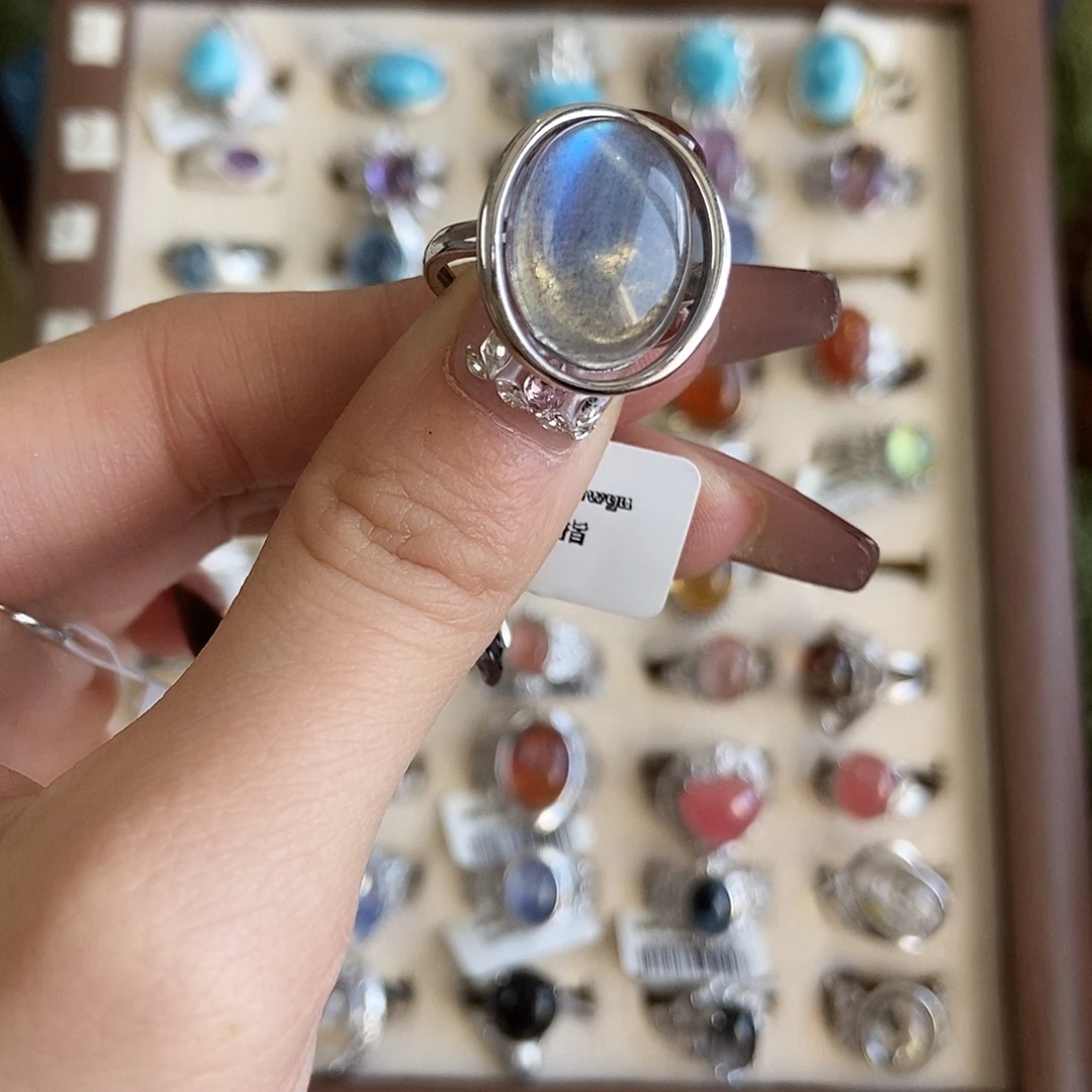 *****银S925镶嵌烟晶戒指拉长石168