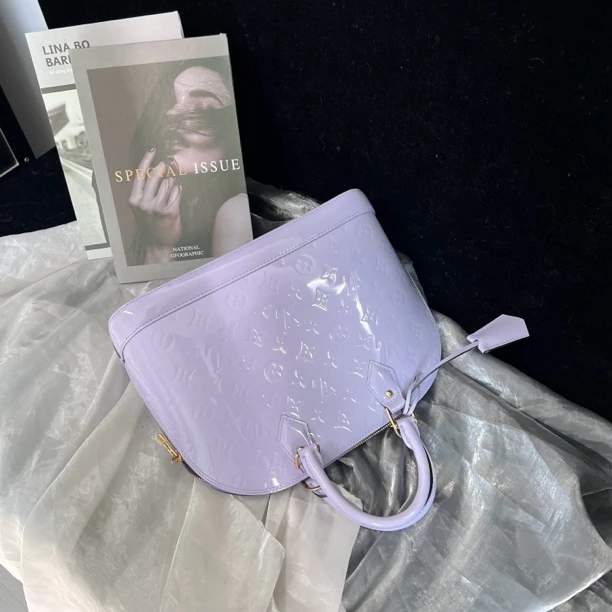 95新 LouisVuitton/路易威登 路易威登紫色中号贝壳包