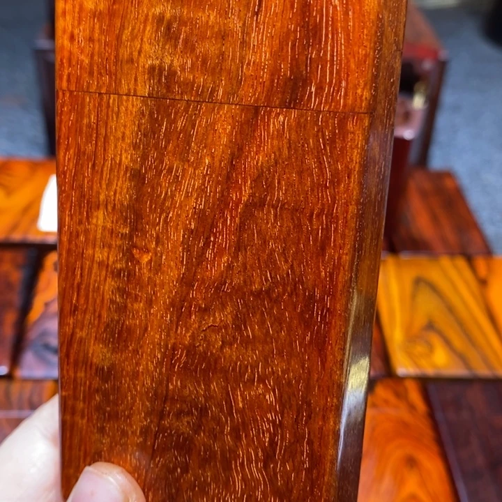 博***师染料紫檀（血檀）细烟盒