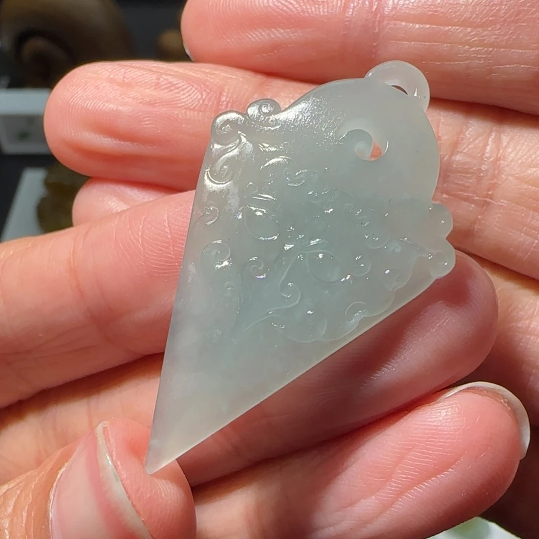 定制翡翠未镶嵌仿古牌