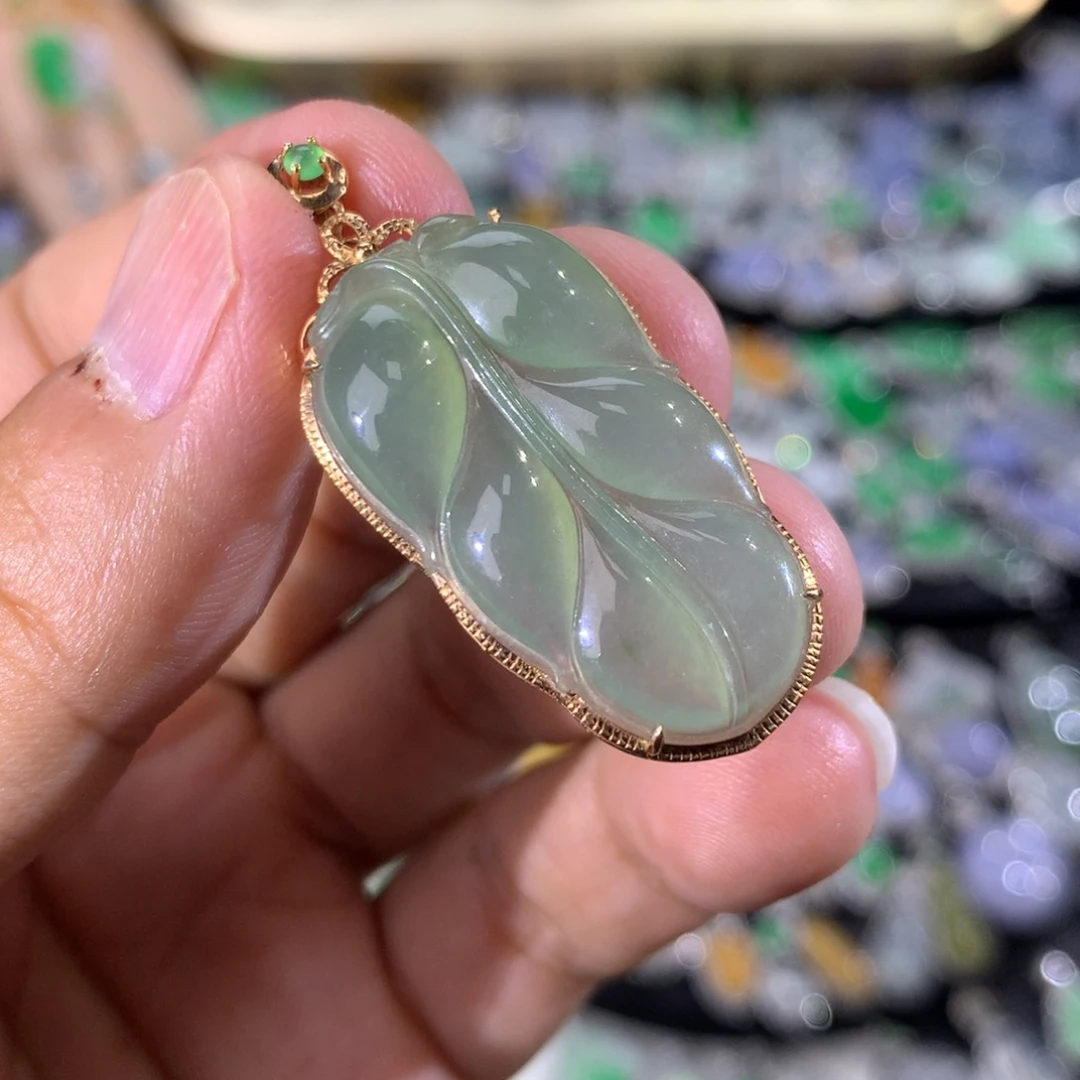 翡翠18K金镶嵌吊坠(不含链)