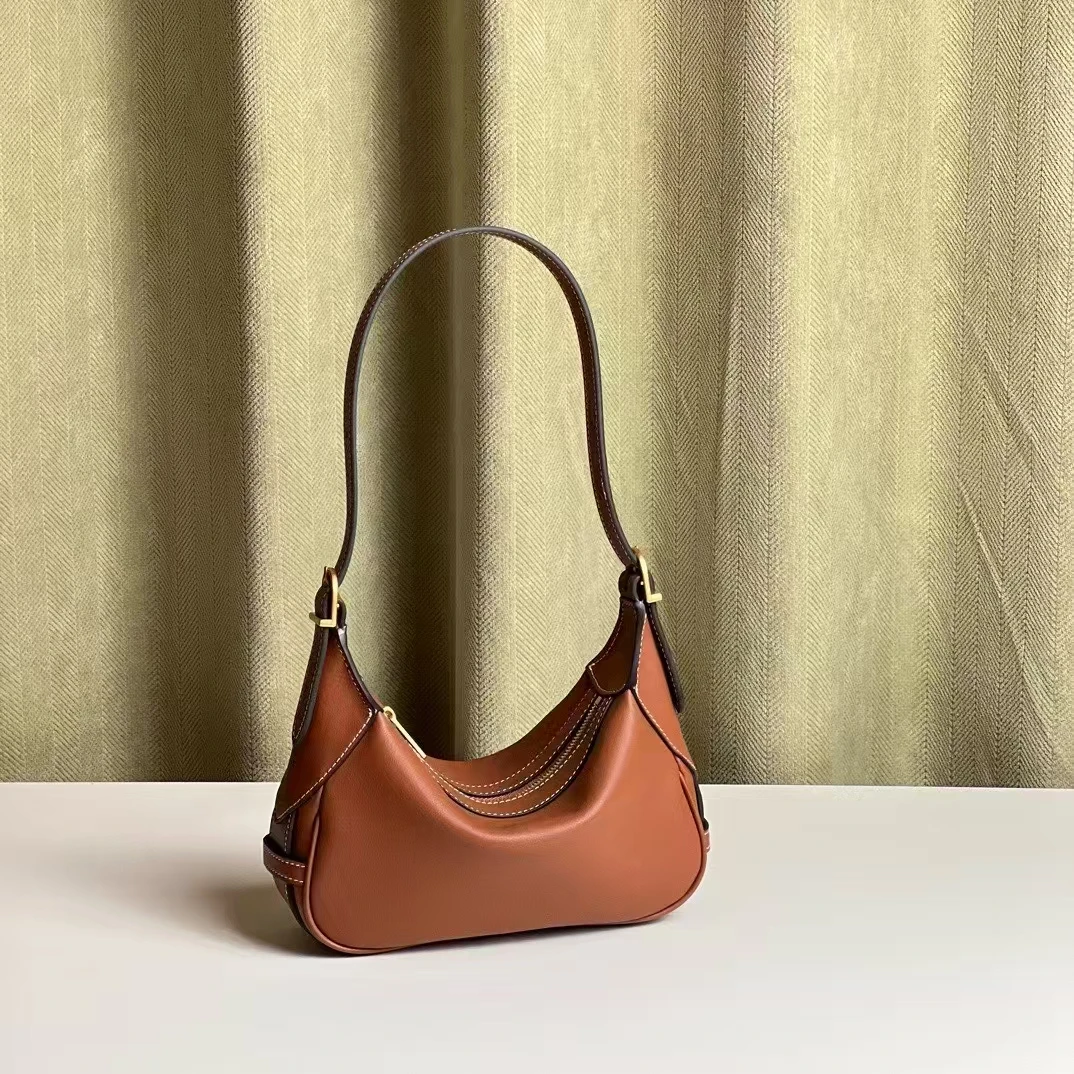 2025爆款时尚百搭高级气质单肩斜跨小众真皮腋下手提小凯包棕色