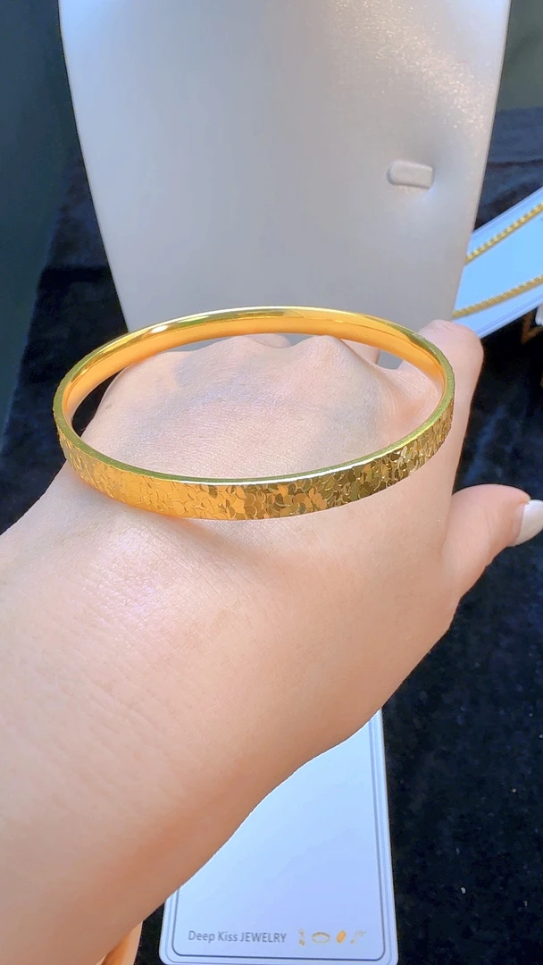 钛钢手镯 D&K碎冰冰手手镯闪亮女款精致金色实心镯子直径62mm