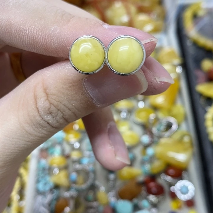 银S925镶嵌蜜蜡裸石耳钉
