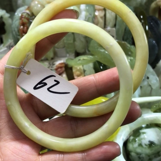 未镶嵌岫玉吊坠25