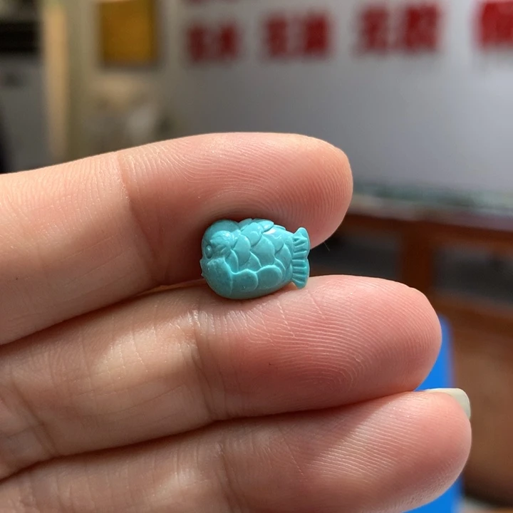 绿松石配饰未镶嵌