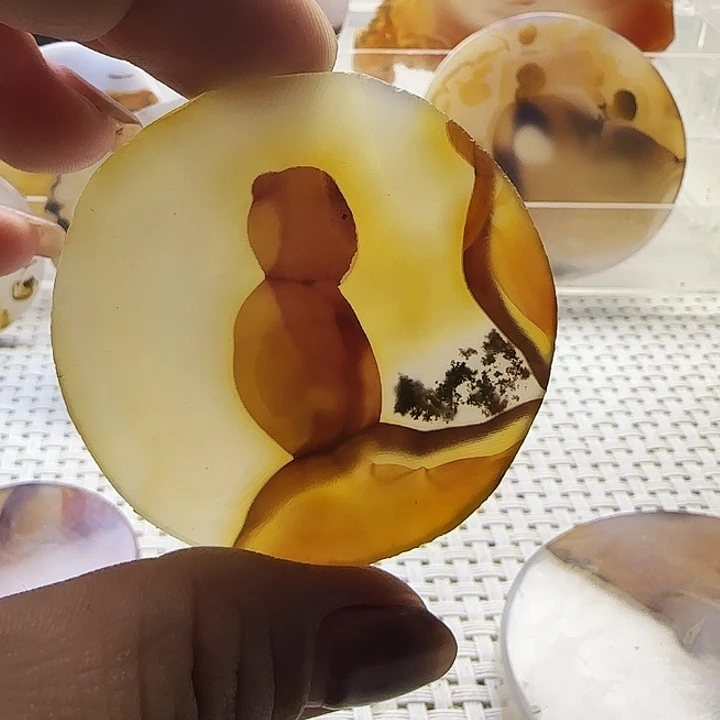 玛瑙/玉髓未镶嵌珠宝奇石