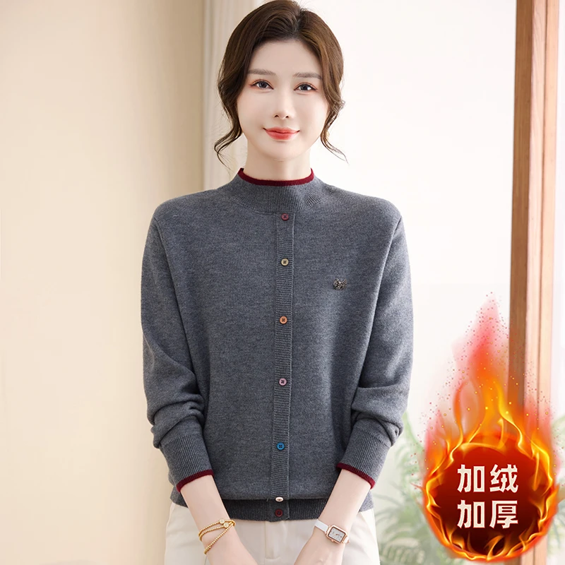 气质韩版洋气毛衣加绒加厚纯色毛衫女时尚大码新款针织衫减龄打底