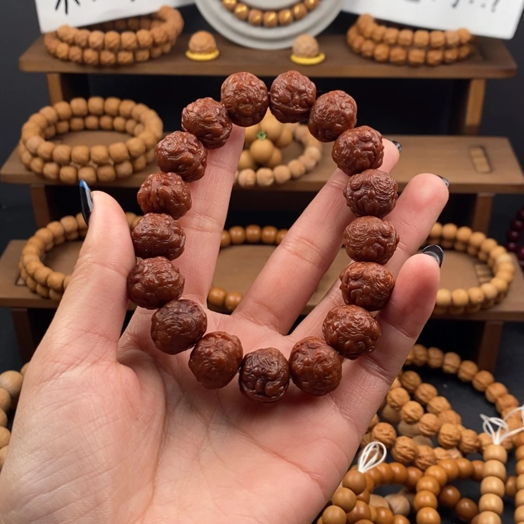 我***光吊坠猴头核桃全品盘红大蟾王