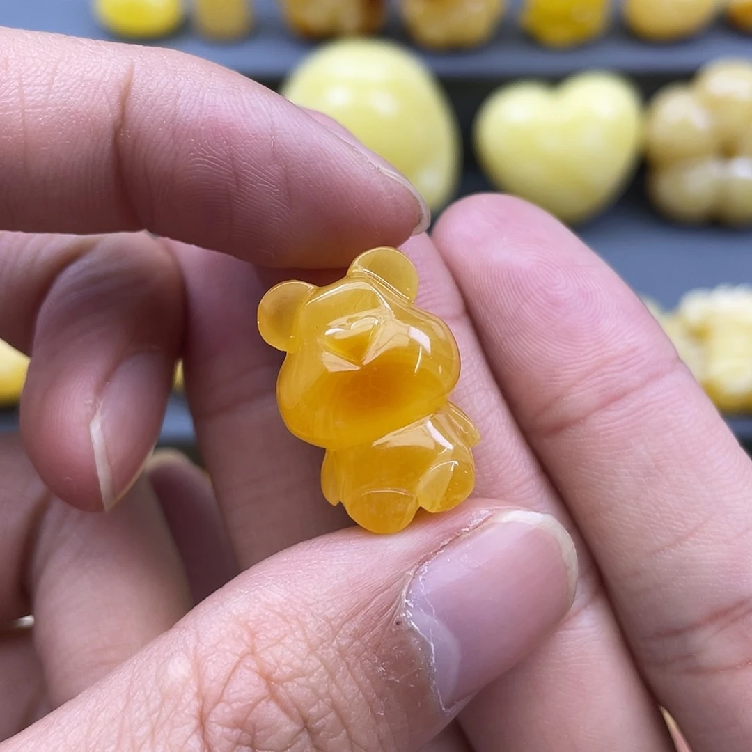 琥珀裸石未镶嵌蜜蜡