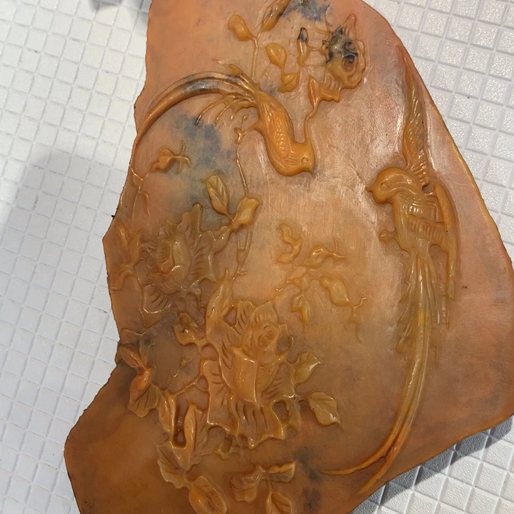 石英质玉（黄龙玉）未镶嵌颈饰