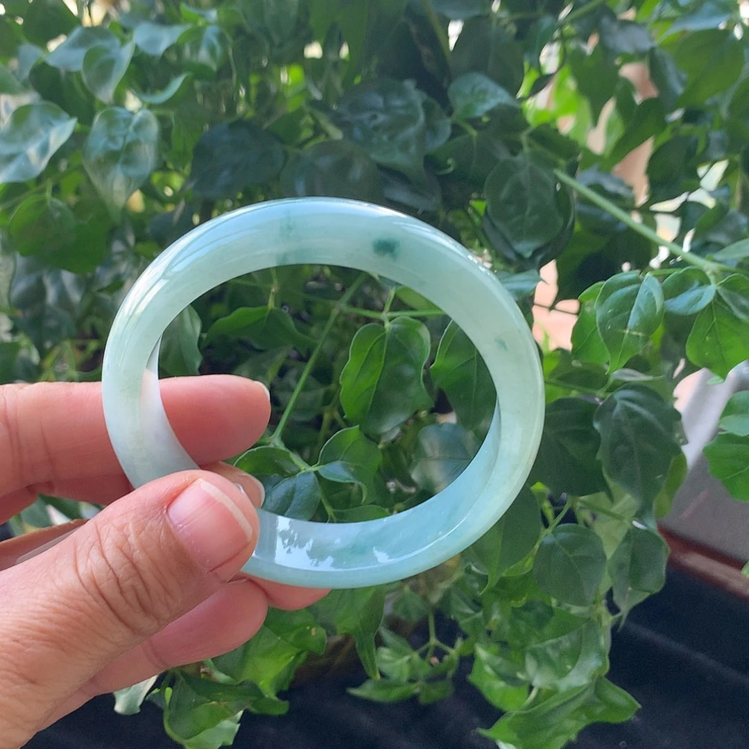 翡翠未镶嵌手镯30号