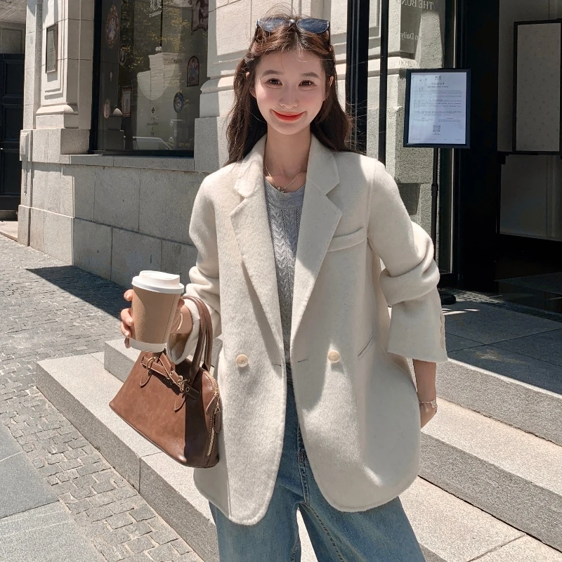 米白色高级感毛呢西装外套女秋季2025新款法式高端气质小个子西服