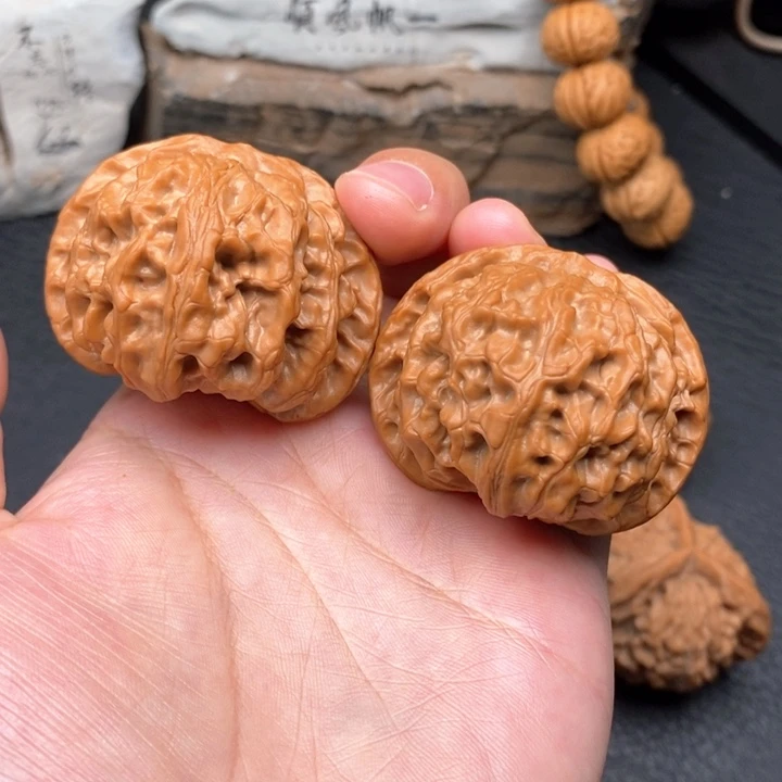 用***9文玩核桃吊坠用户43.8苹果园