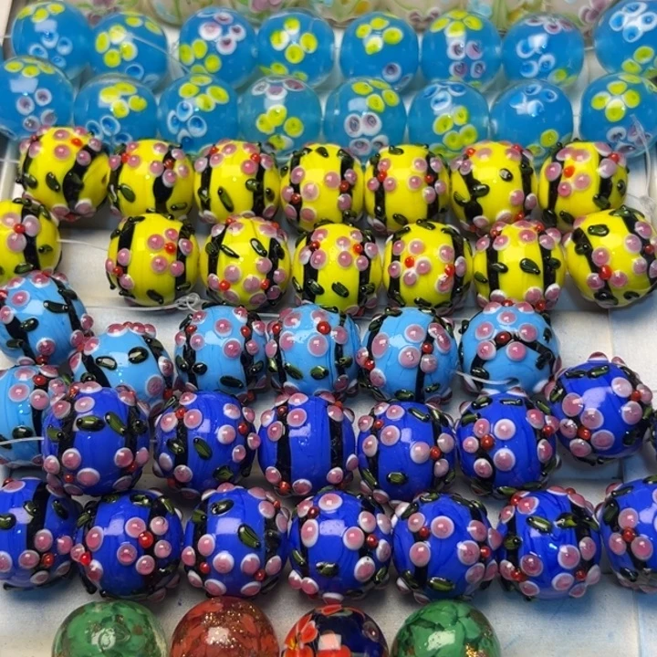 琉璃磁石花珠子5块一颗