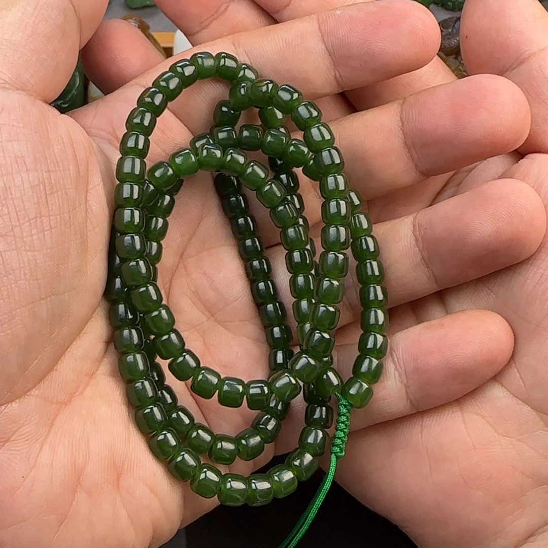 【闪购商品】极致菠菜绿碧玉未镶嵌定制和田玉荒