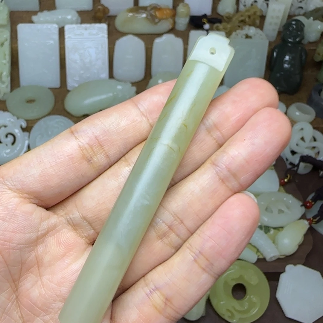 和田玉未镶嵌挂件翎管