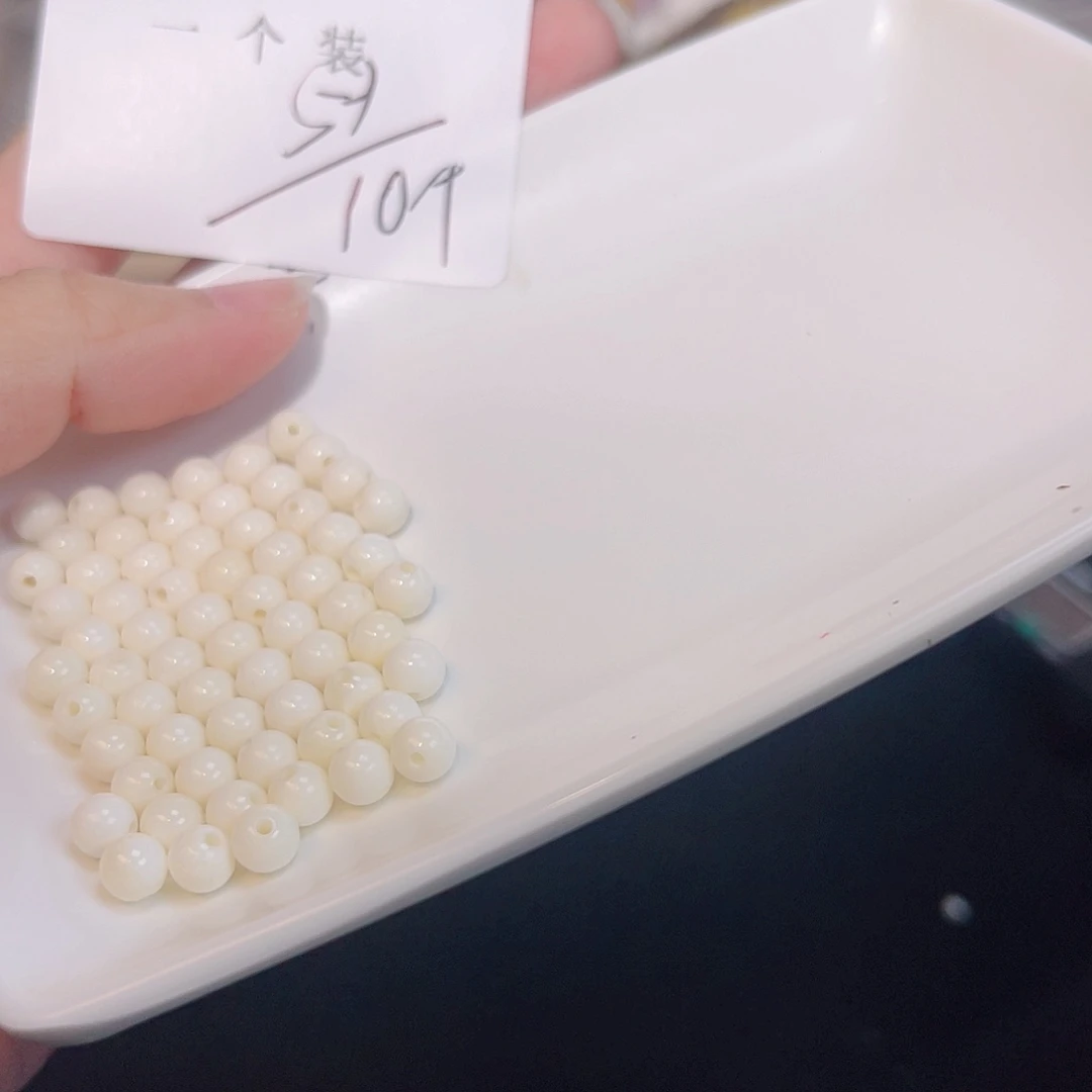 未镶嵌珠宝半成品水晶181 。