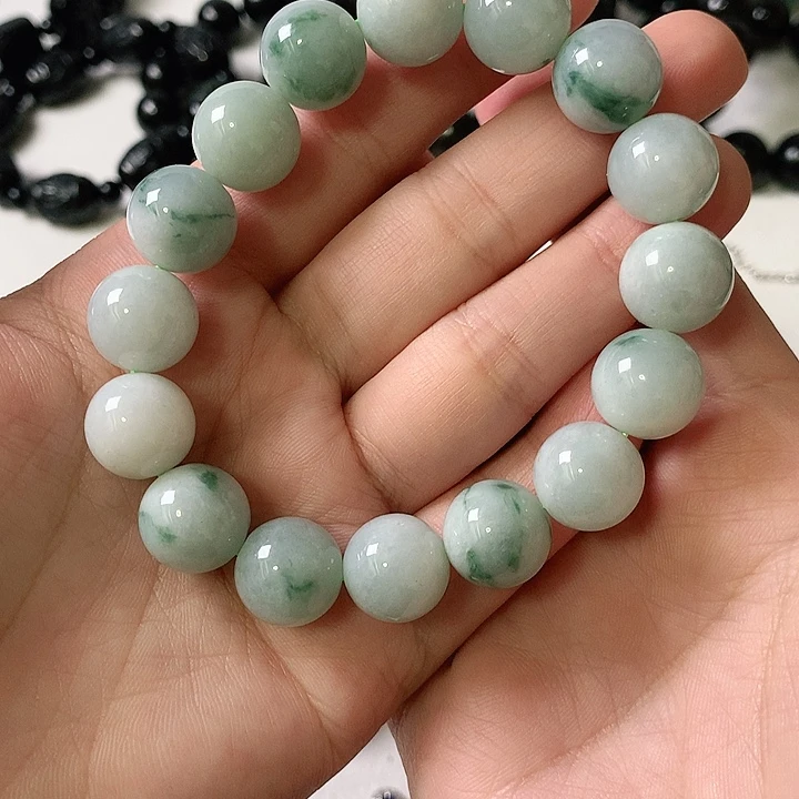 翡翠未镶嵌颈饰翡翠13