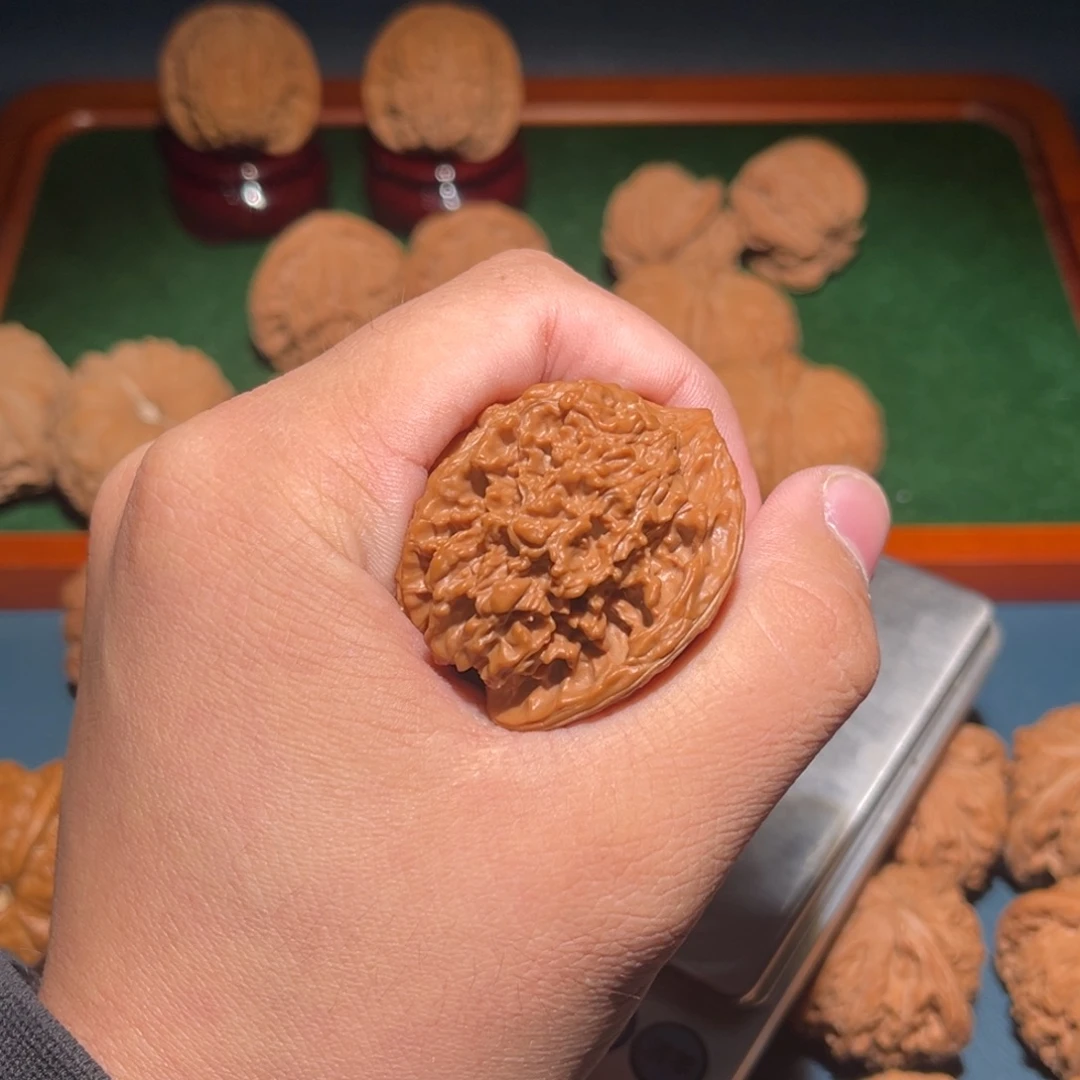 慵****43全品满天星核桃核桃