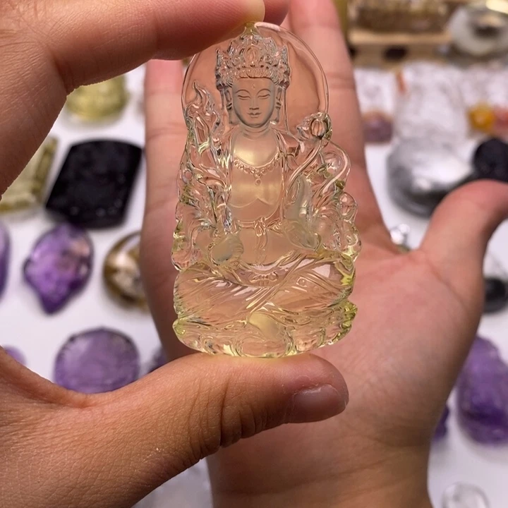 无***寻未镶嵌颈饰水晶定制