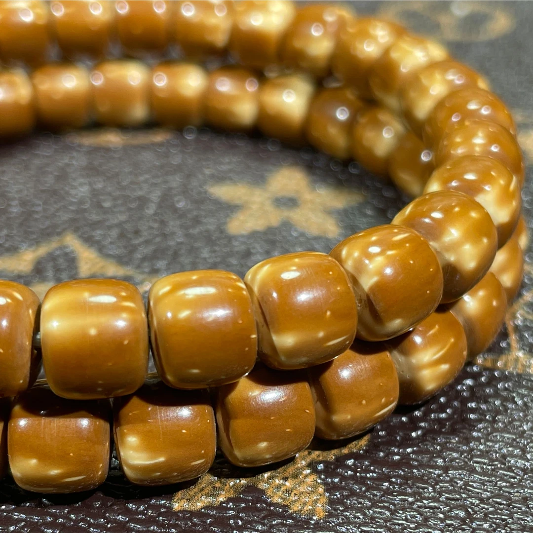 A紫金鼠8.2mm火焰小老型实心手串