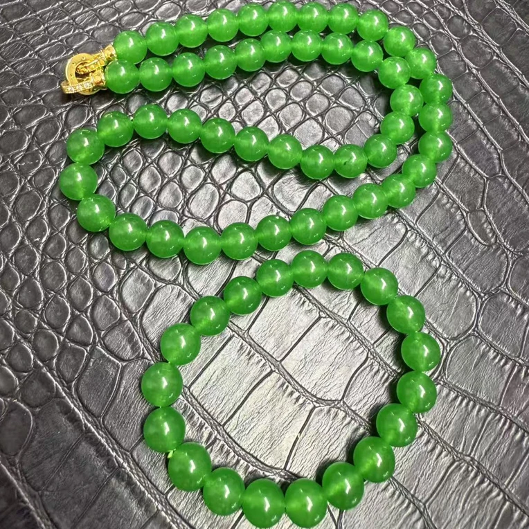 翡翠项链气质时尚