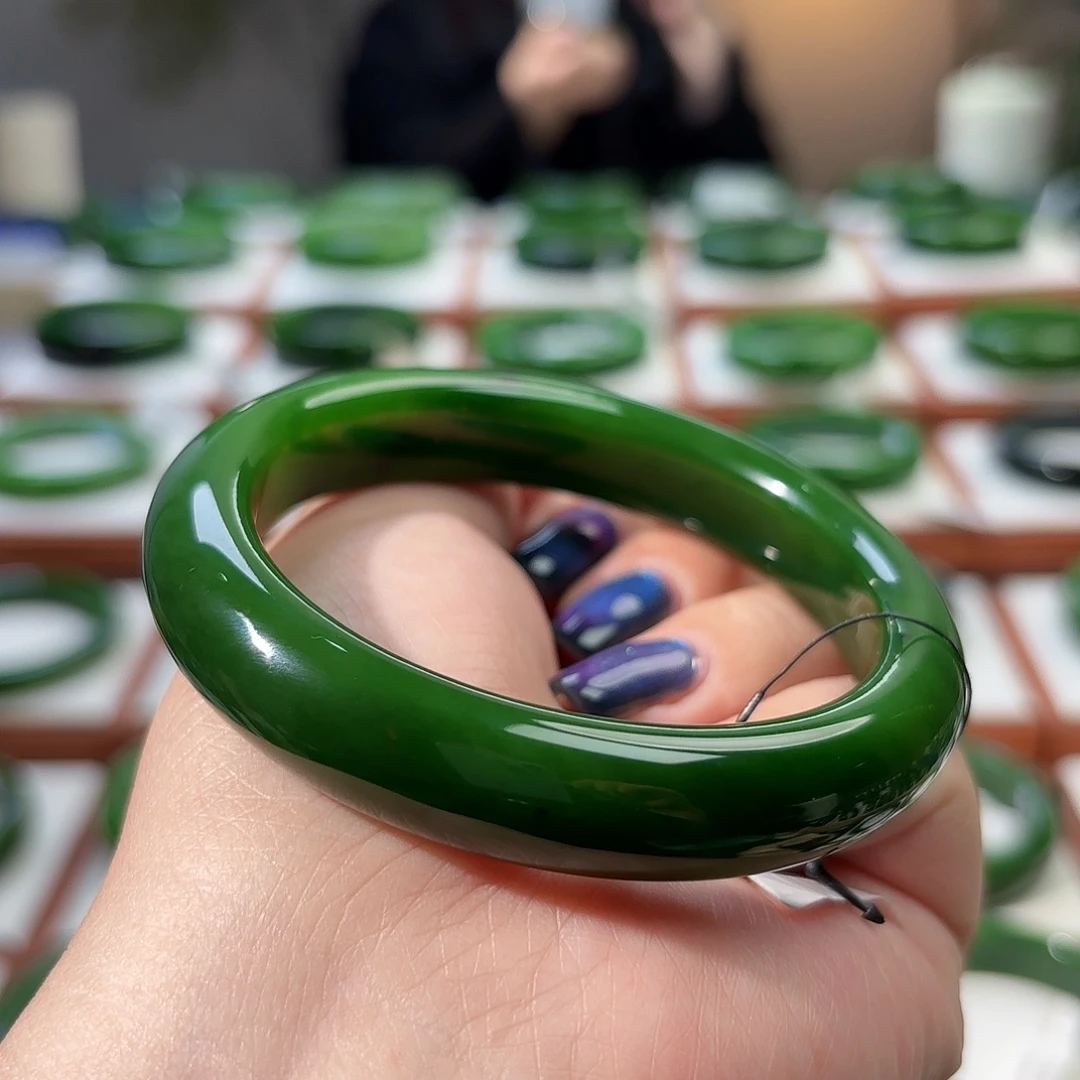 和田玉未镶嵌手镯60-61