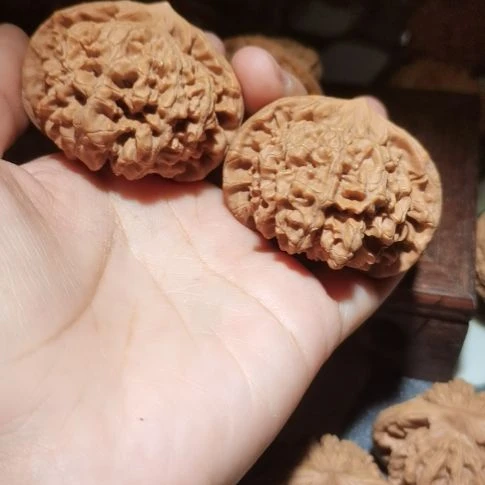 猴头核桃吊坠49龙鼎官帽