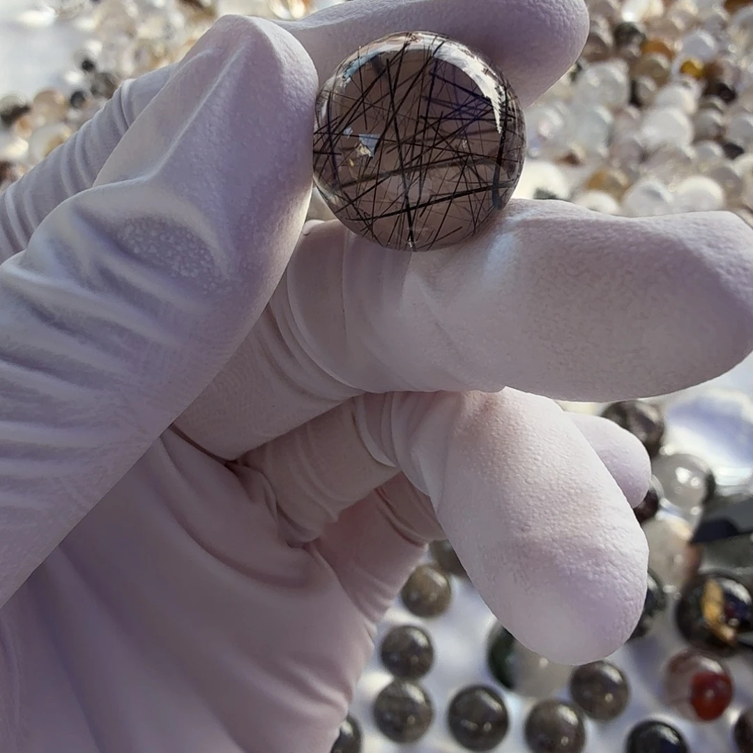 聪***豆水晶珠宝半成品未镶嵌黑发晶15.8mm定制不退换