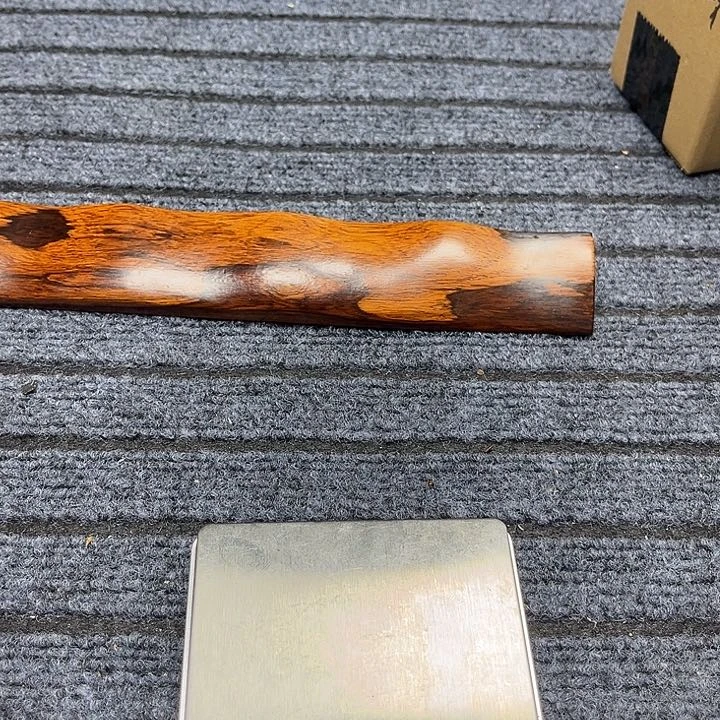 侯***哥香榧木缅甸花梨大果紫檀大炮