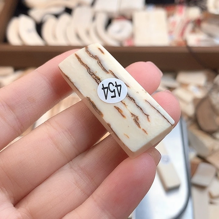 泥塑不打孔联系客服