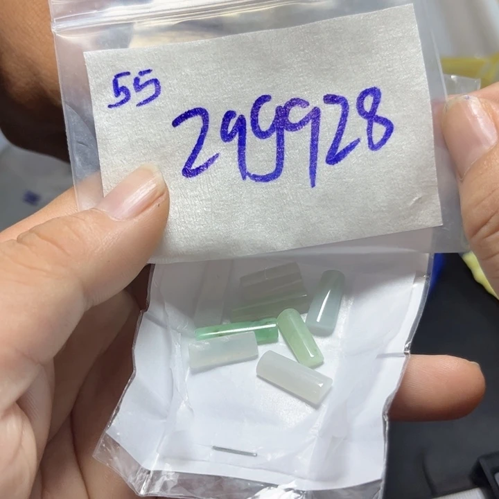 定制翡翠未镶嵌不退