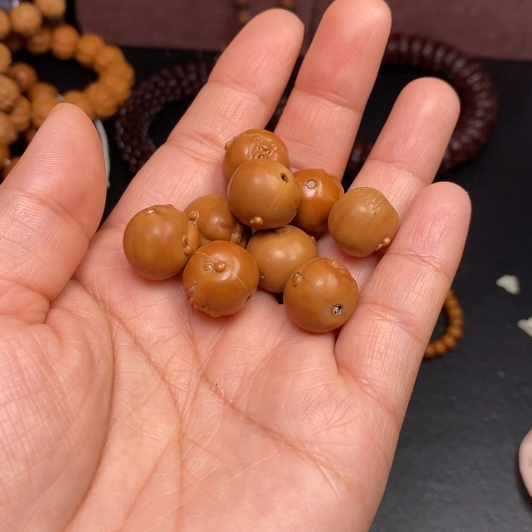 Z***猴头核桃吊坠橄榄猴头