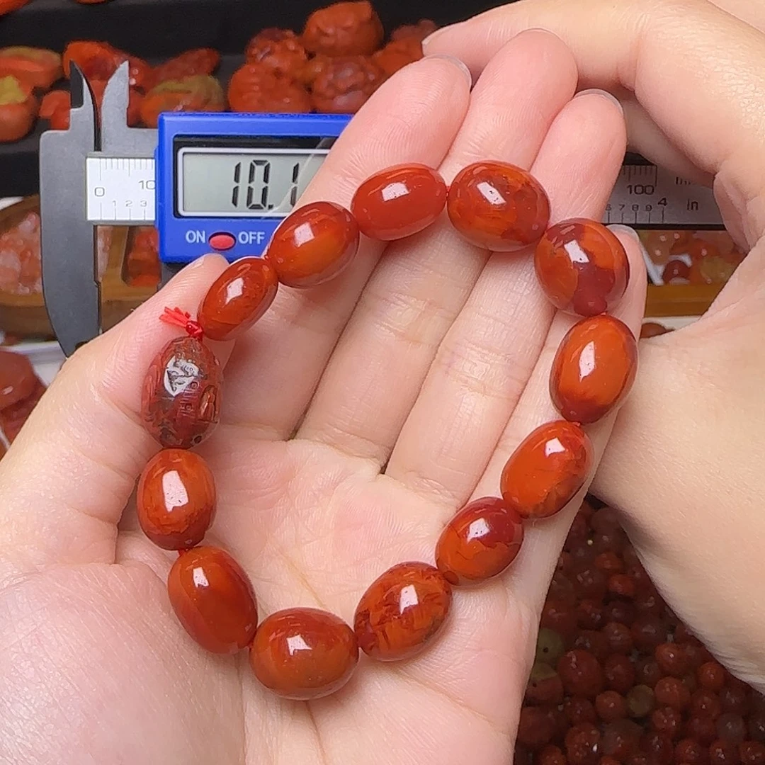 南红玛瑙未镶嵌颈饰
