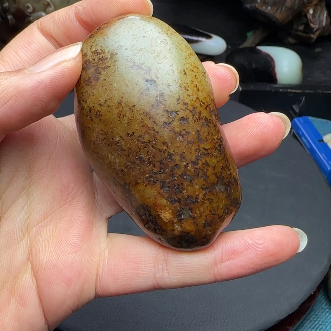 旅***游和田玉（糖玉）未镶嵌挂件