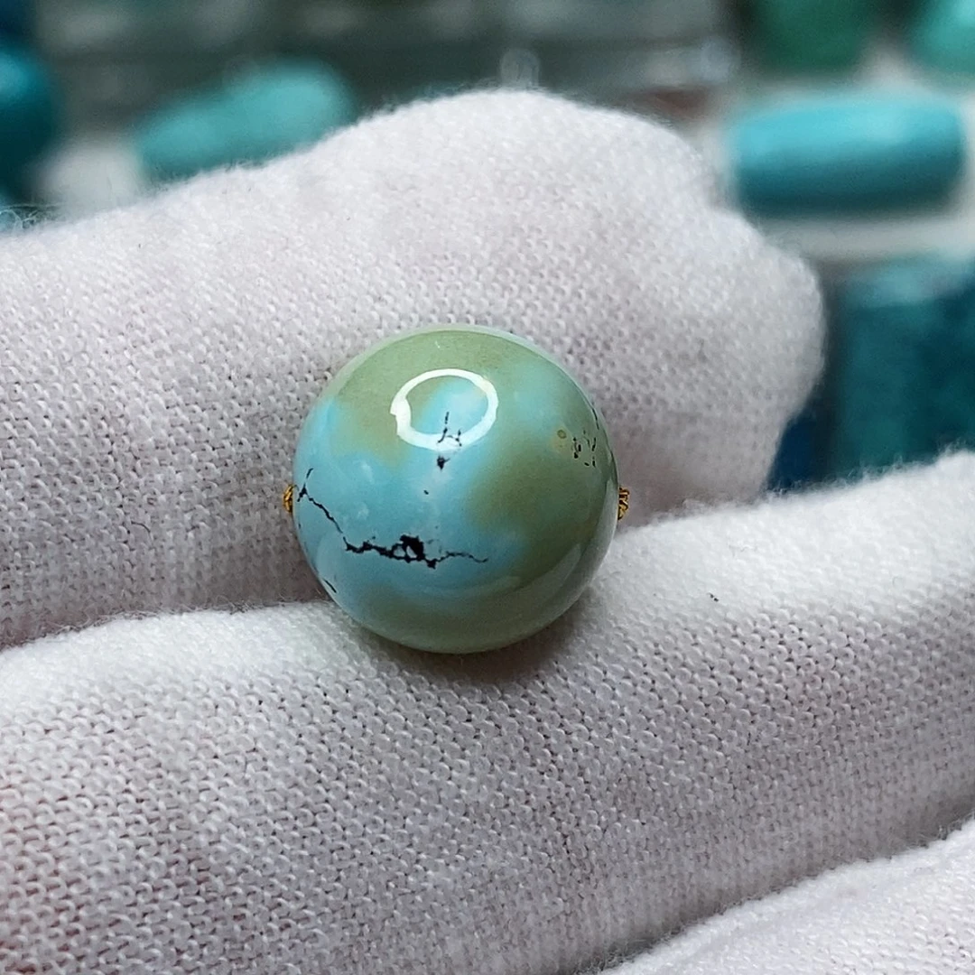 绿松石未镶嵌天然原矿 带武汉地大证书