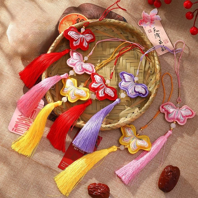 【绿萝】挂件双面刺绣蝴蝶刺绣锦鲤刺绣胖鲤花艺包装